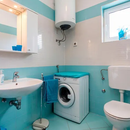 3 Bedroom Cozy In Holiday home *